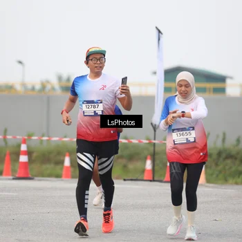 Runner Photo 7366794