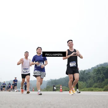Runner Photo 7366835