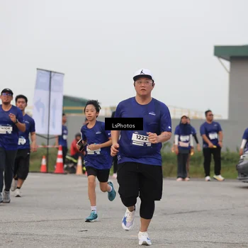 Runner Photo 7366836