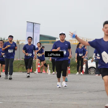 Runner Photo 7366841