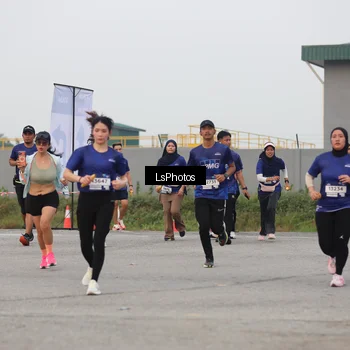 Runner Photo 7366846