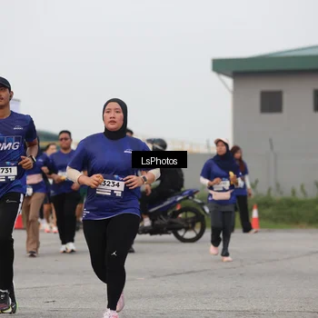 Runner Photo 7366863