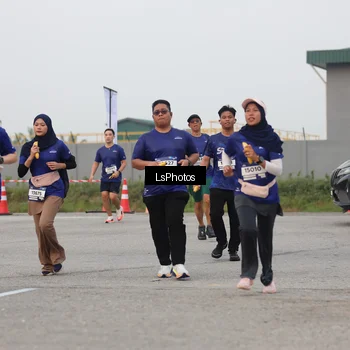 Runner Photo 7366866