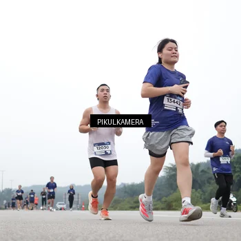 Runner Photo 7366867