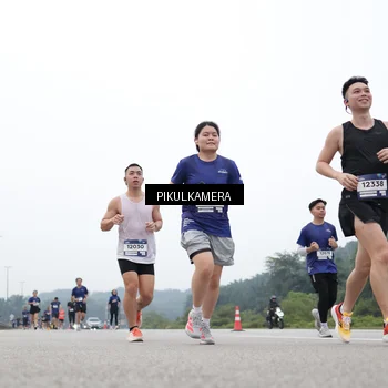 Runner Photo 7366888