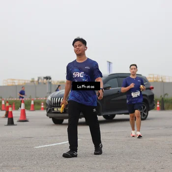 Runner Photo 7366910