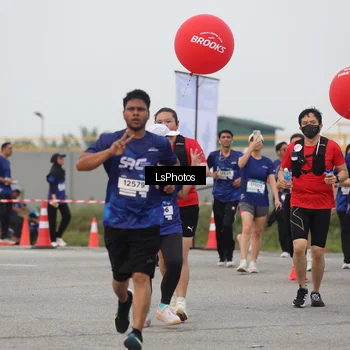 Runner Photo 7366978