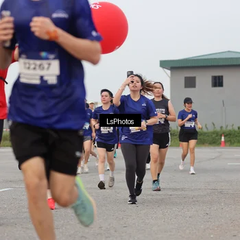 Runner Photo 7367005