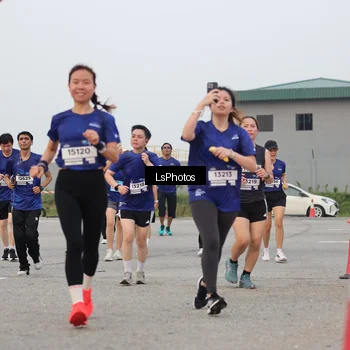 Runner Photo 7367059
