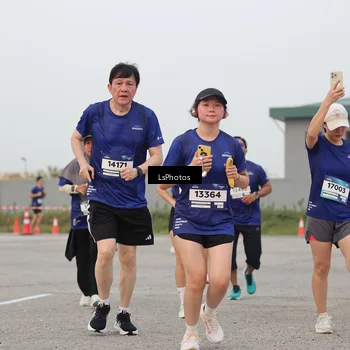 Runner Photo 7367115