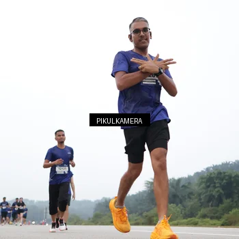 Runner Photo 7367275