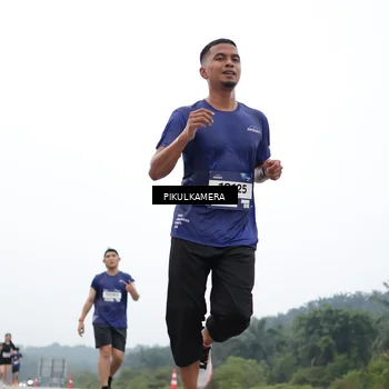 Runner Photo 7367316