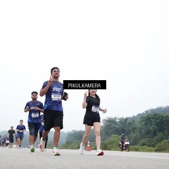 Runner Photo 7367391
