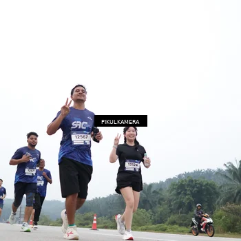 Runner Photo 7367445