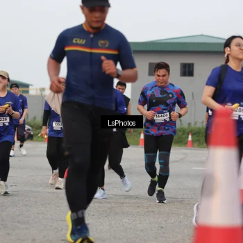 Runner Photo 7367496