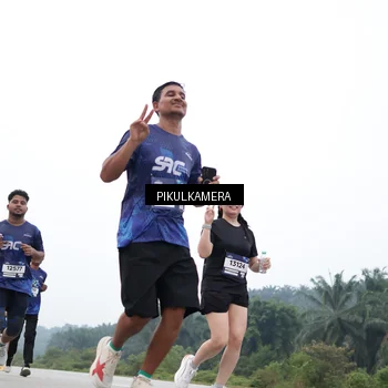 Runner Photo 7367499