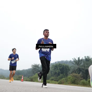 Runner Photo 7367511