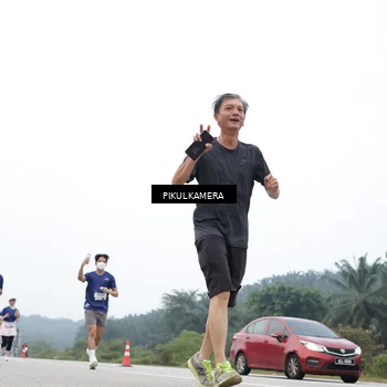 Runner Photo 7367664