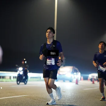 Runner Photo 7367718