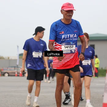 Runner Photo 7367731