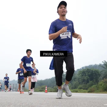 Runner Photo 7367735