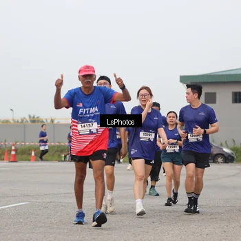 Runner Photo 7367792