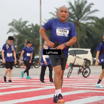 Runner Photo 7367793