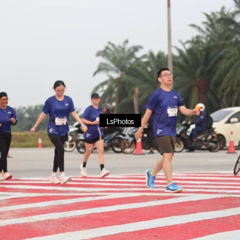 Runner Photo 7367804