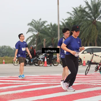 Runner Photo 7367823