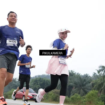 Runner Photo 7367857