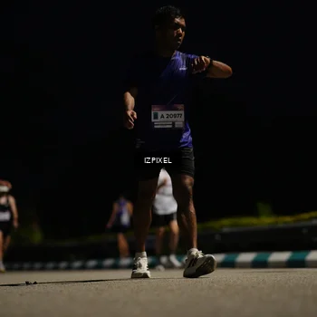 Runner Photo 7367863