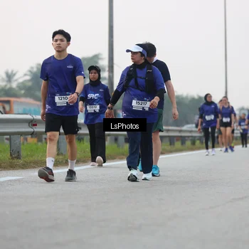 Runner Photo 7367890