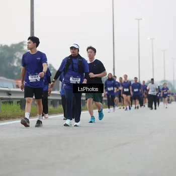 Runner Photo 7367899