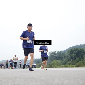 Runner Photo 7367914