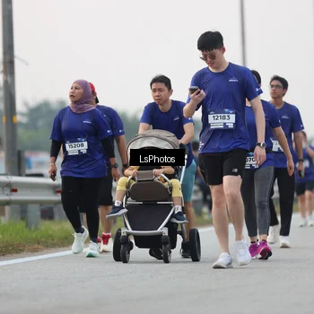 Runner Photo 7368006