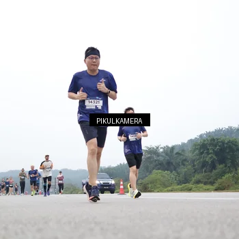 Runner Photo 7368018