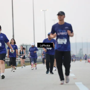 Runner Photo 7368032