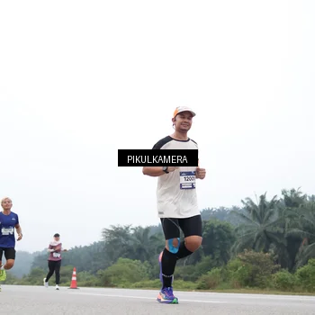 Runner Photo 7368048