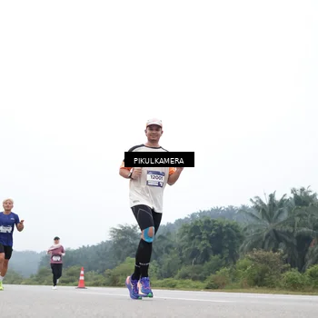 Runner Photo 7368051