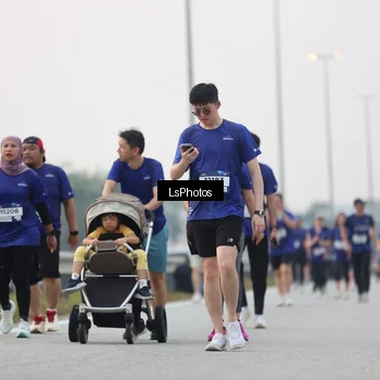 Runner Photo 7368064