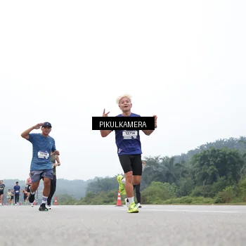 Runner Photo 7368070