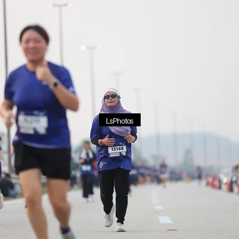 Runner Photo 7368080