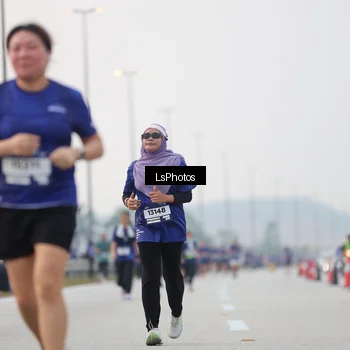 Runner Photo 7368081