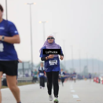 Runner Photo 7368084