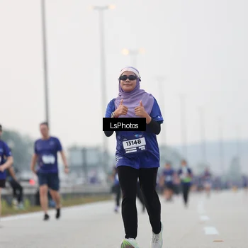 Runner Photo 7368088