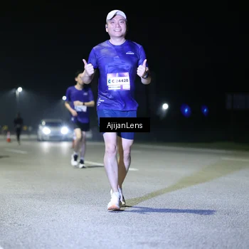 Runner Photo 7368118