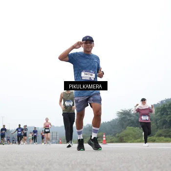 Runner Photo 7368122
