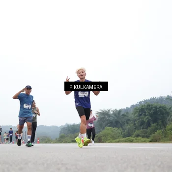 Runner Photo 7368126
