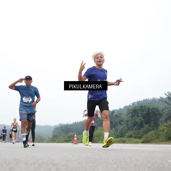 Runner Photo 7368135