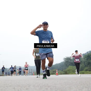 Runner Photo 7368143